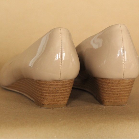 CL by Laundry Paton Nude Heels - Picture 3 of 4